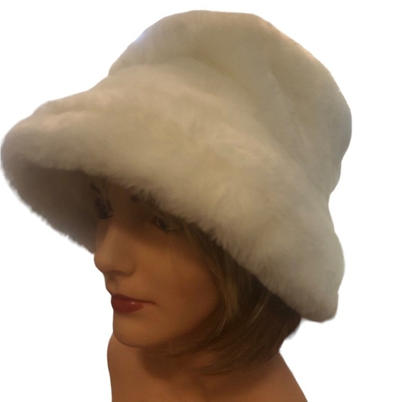 Faux Fur Mob Wife Bucket Hat Winter White Luxurious Plush One Size Lined Goddess - Picture 3 of 6